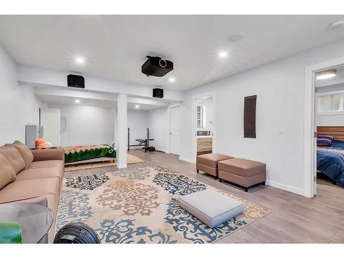 127 Brightoncrest Rise Se, Calgary, AB - Indoor Photo Showing Living Room