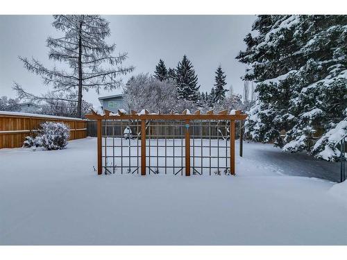 3410 Breton Close Nw, Calgary, AB - Outdoor