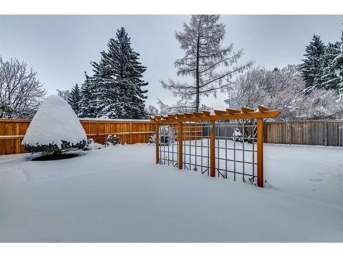 3410 Breton Close Nw, Calgary, AB - Outdoor