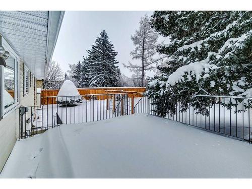 3410 Breton Close Nw, Calgary, AB - Outdoor