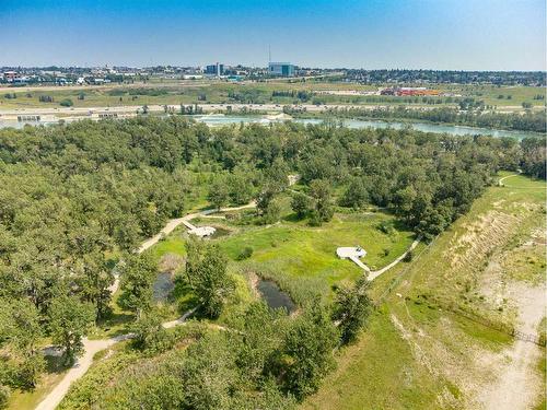 105-1408 17 Street Se, Calgary, AB - Outdoor With View