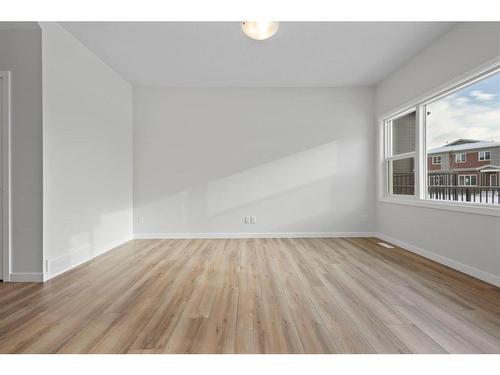 183 Wolf River Dr, Calgary, AB - Indoor Photo Showing Other Room