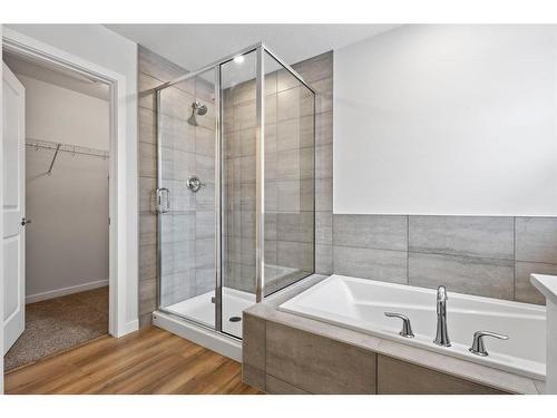 183 Wolf River Dr, Calgary, AB - Indoor Photo Showing Bathroom