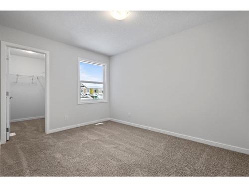 183 Wolf River Dr, Calgary, AB - Indoor Photo Showing Other Room