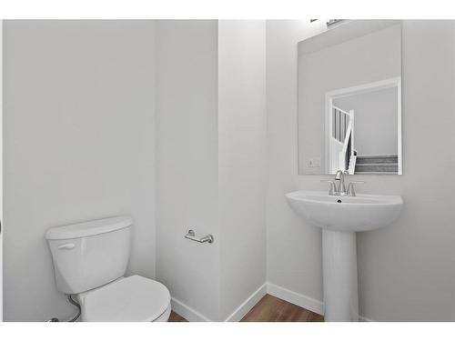 183 Wolf River Dr, Calgary, AB - Indoor Photo Showing Bathroom