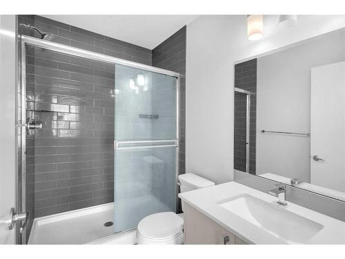 59 Skyview Ranch Avenue Ne, Calgary, AB - Indoor Photo Showing Bathroom