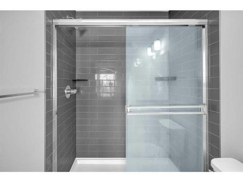 59 Skyview Ranch Avenue Ne, Calgary, AB - Indoor Photo Showing Bathroom