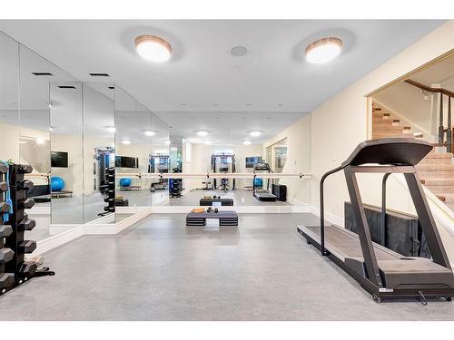 1607 42 Avenue Sw, Calgary, AB - Indoor Photo Showing Gym Room