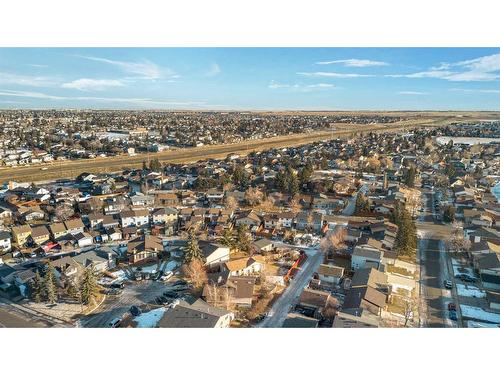 305 Templemont Place Ne, Calgary, AB - Outdoor With View