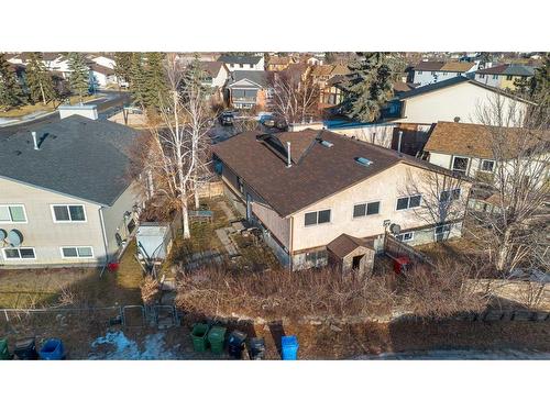 305 Templemont Place Ne, Calgary, AB - Outdoor