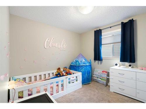 39 Chaparral Valley Way Se, Calgary, AB - Indoor Photo Showing Bedroom