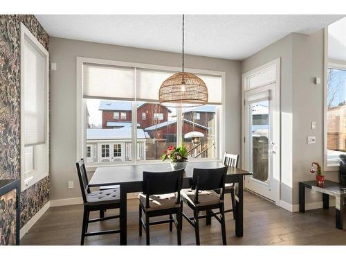 39 Chaparral Valley Way Se, Calgary, AB - Indoor Photo Showing Dining Room