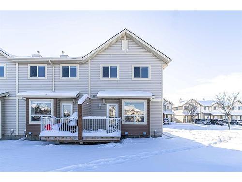 17-111 Tarawood Lane Ne, Calgary, AB - Outdoor With Facade