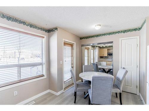 17-111 Tarawood Lane Ne, Calgary, AB - Indoor Photo Showing Dining Room