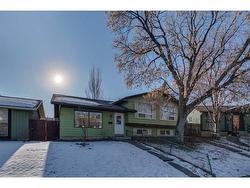 41 Ogmoor Place SE Calgary, AB T2C 2G1