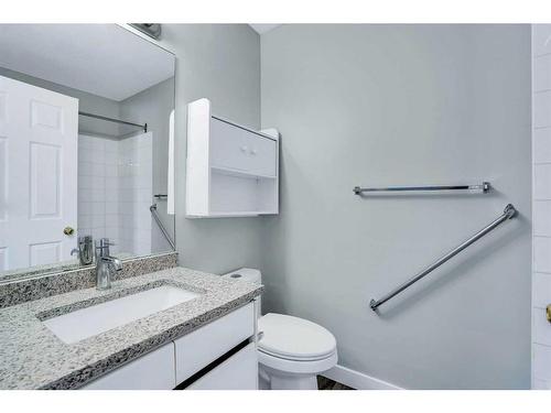 178 Martinridge Crescent Ne, Calgary, AB - Indoor Photo Showing Bathroom