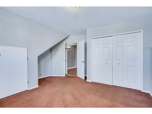 178 Martinridge Crescent Ne, Calgary, AB - Indoor