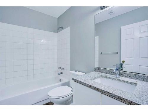 178 Martinridge Crescent Ne, Calgary, AB - Indoor Photo Showing Bathroom