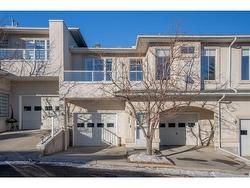 85 Edgeridge Terrace NW Calgary, AB T3A 6C3