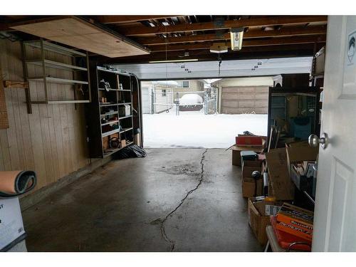 4032 Marbank Drive Ne, Calgary, AB - Indoor Photo Showing Garage