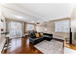 4-1905 11 Avenue SW Calgary, AB T3C 0N9