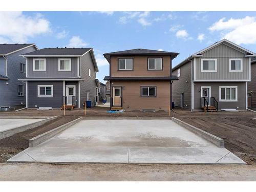 824 Midtown Drive Sw, Airdrie, AB - Outdoor