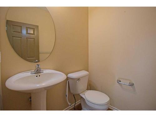 109 Bridlerange Place Sw, Calgary, AB - Indoor Photo Showing Bathroom