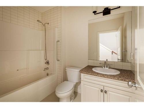 309 Marquis Landing Se, Calgary, AB - Indoor Photo Showing Bathroom