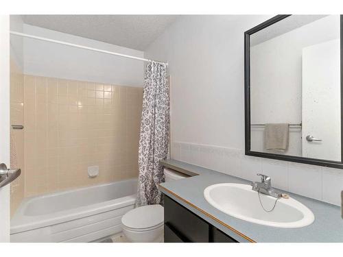 88 Riverbrook Place, Calgary, AB - Indoor Photo Showing Bathroom