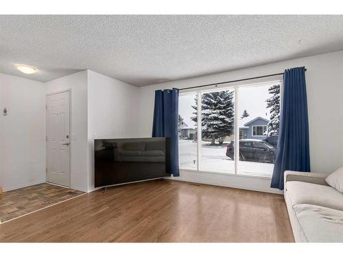 88 Riverbrook Place, Calgary, AB - Indoor