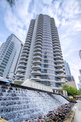 1602-1088 6 Avenue Sw, Calgary, AB - Outdoor With Balcony With Facade