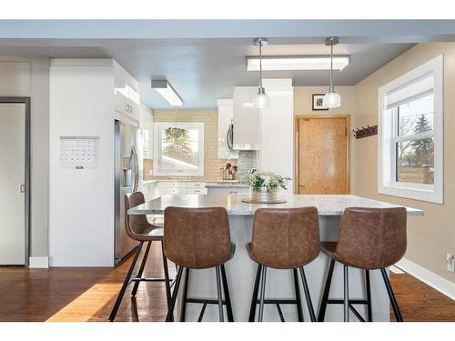 1831 62 Avenue Se, Calgary, AB - Indoor Photo Showing Dining Room