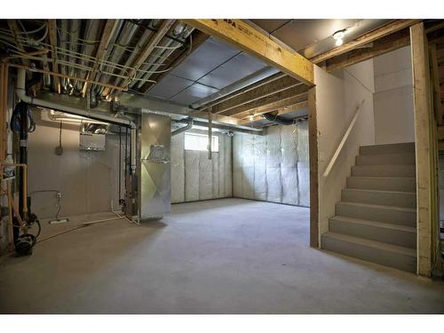 87 Hotchkiss Manor Se, Calgary, AB - Indoor Photo Showing Basement