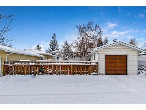 12040 Candiac Road Sw, Calgary, AB - Outdoor