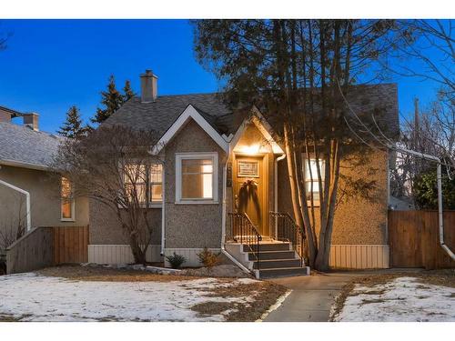 517 13 Avenue Ne, Calgary, AB - Outdoor