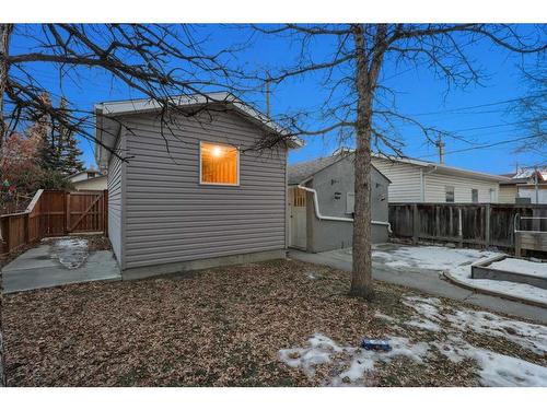 517 13 Avenue Ne, Calgary, AB - Outdoor