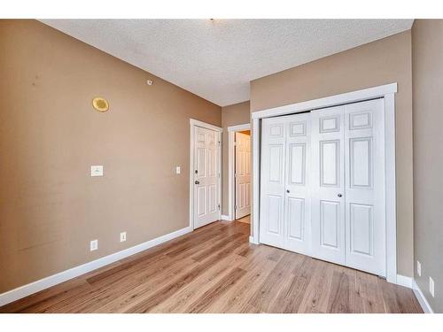 402-315 3 Street Se, Calgary, AB - Indoor Photo Showing Other Room