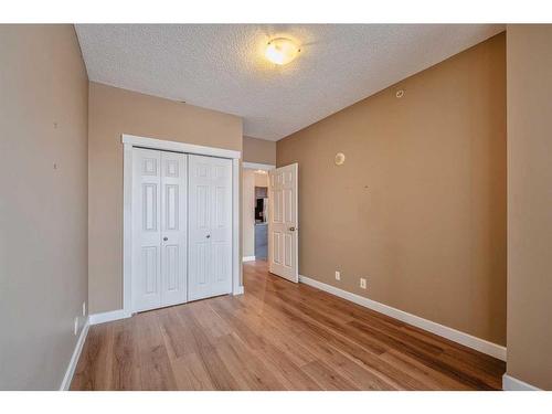 402-315 3 Street Se, Calgary, AB - Indoor Photo Showing Other Room