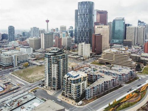 402-315 3 Street Se, Calgary, AB - Outdoor With View