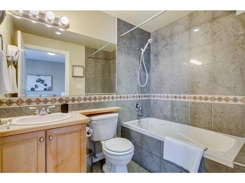 507-1315 12 Avenue Sw, Calgary, AB - Indoor Photo Showing Bathroom