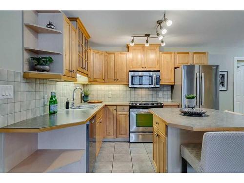 507-1315 12 Avenue Sw, Calgary, AB - Indoor Photo Showing Kitchen With Stainless Steel Kitchen With Double Sink