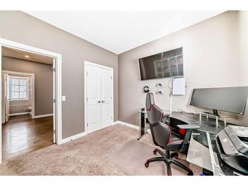 61 Mahogany Square Se, Calgary, AB - Indoor Photo Showing Office