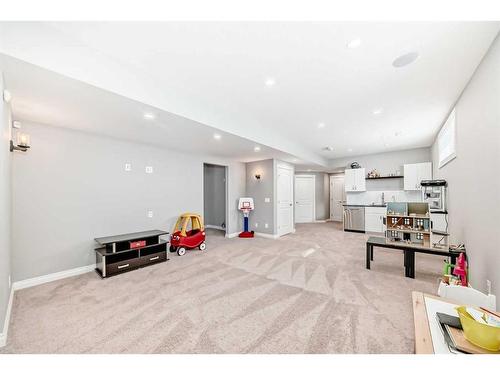 61 Mahogany Square Se, Calgary, AB - Indoor