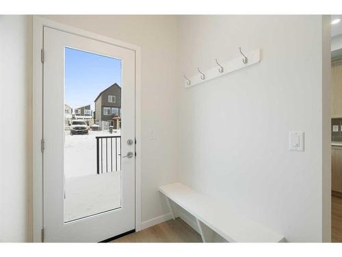 455 Tekarra Drive Nw, Calgary, AB - Indoor Photo Showing Other Room