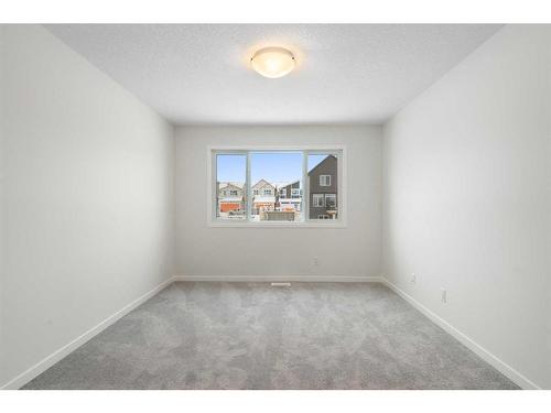 455 Tekarra Drive Nw, Calgary, AB - Indoor Photo Showing Other Room