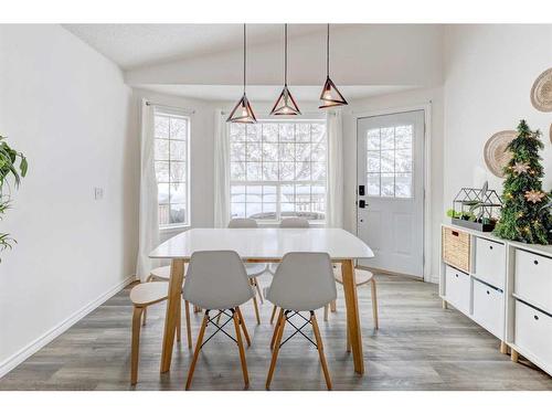 124 Harvest Park Way Ne, Calgary, AB - Indoor Photo Showing Dining Room