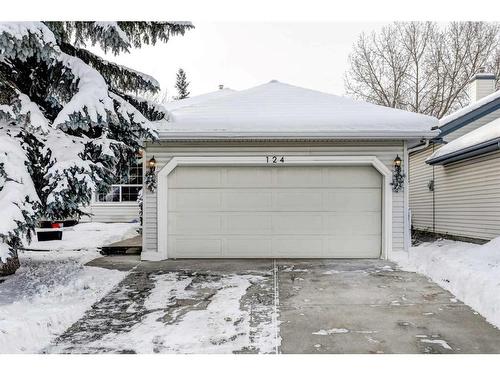 124 Harvest Park Way Ne, Calgary, AB - Outdoor