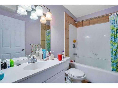 2 Skyview Ranch Street Ne, Calgary, AB - Indoor Photo Showing Bathroom