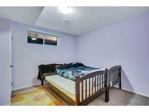 2 Skyview Ranch Street Ne, Calgary, AB - Indoor Photo Showing Bedroom