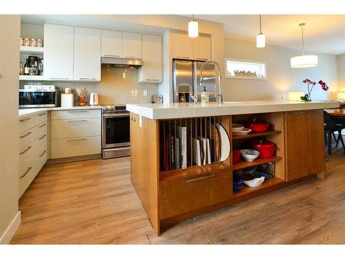 775 Mahogany Boulevard Se, Calgary, AB - Indoor Photo Showing Kitchen With Stainless Steel Kitchen With Upgraded Kitchen